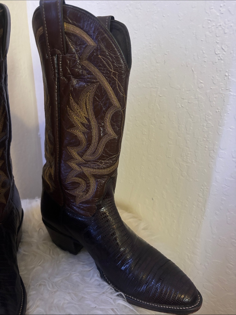 Dark Brown iguana / Teju Leather Cowboy Boots with Tan Stitching - Picture 2 of 12